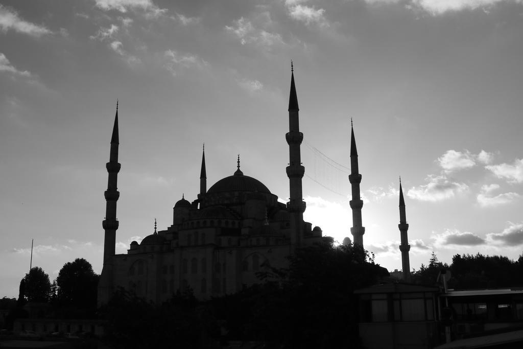 Nobel Hostel Istambul Exterior foto