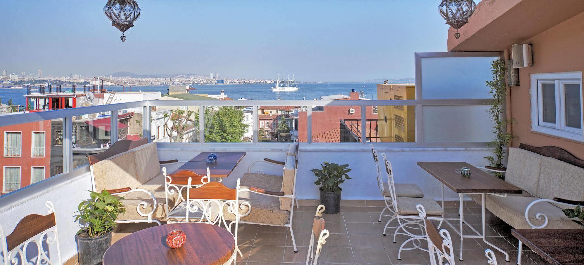 Nobel Hostel Istambul Exterior foto